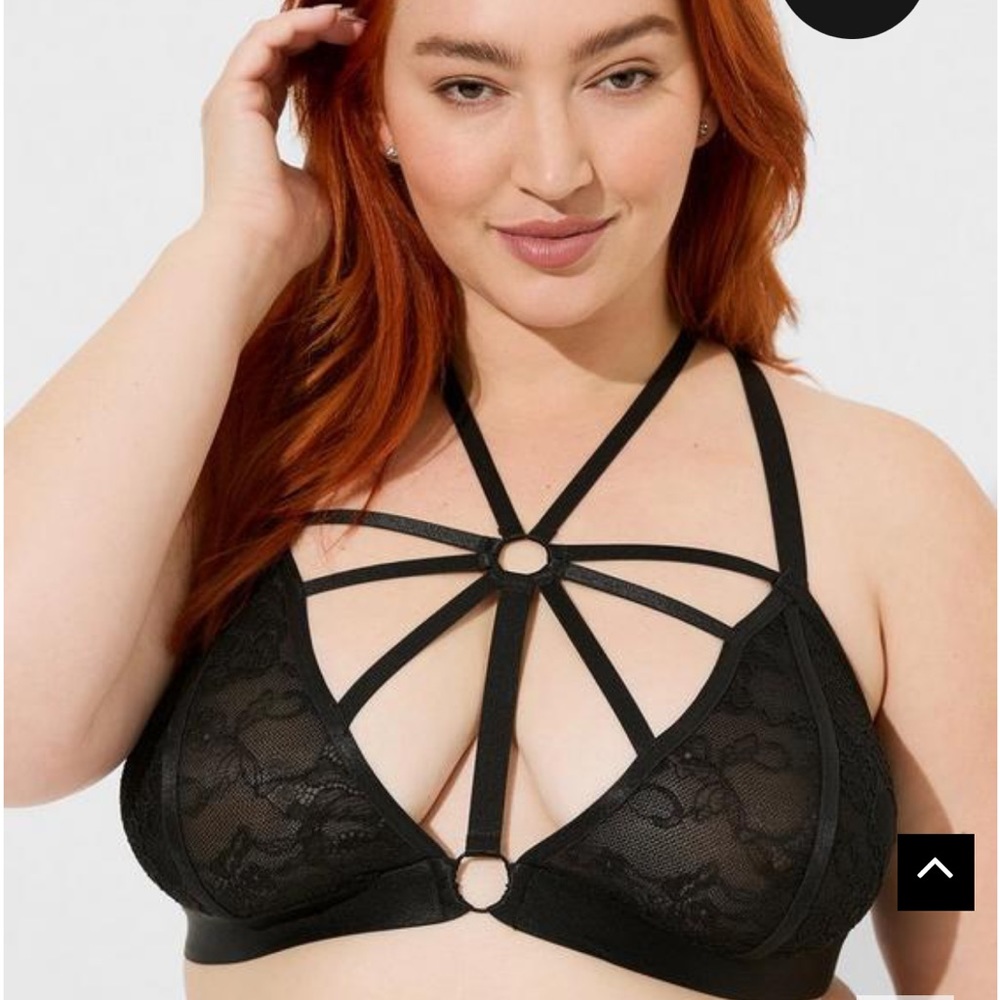 NWT torrid Lacey bondage halter bralette size 1